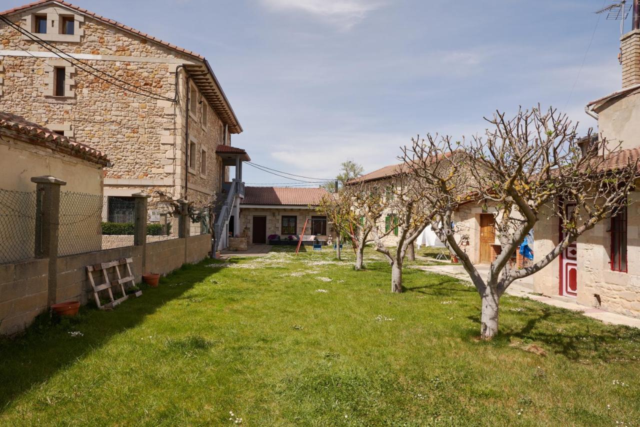Chez Pitu Pension Nofuentes Buitenkant foto